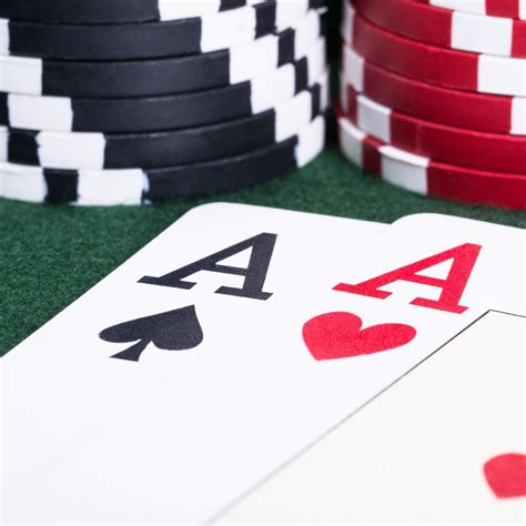 simple explanation of poker